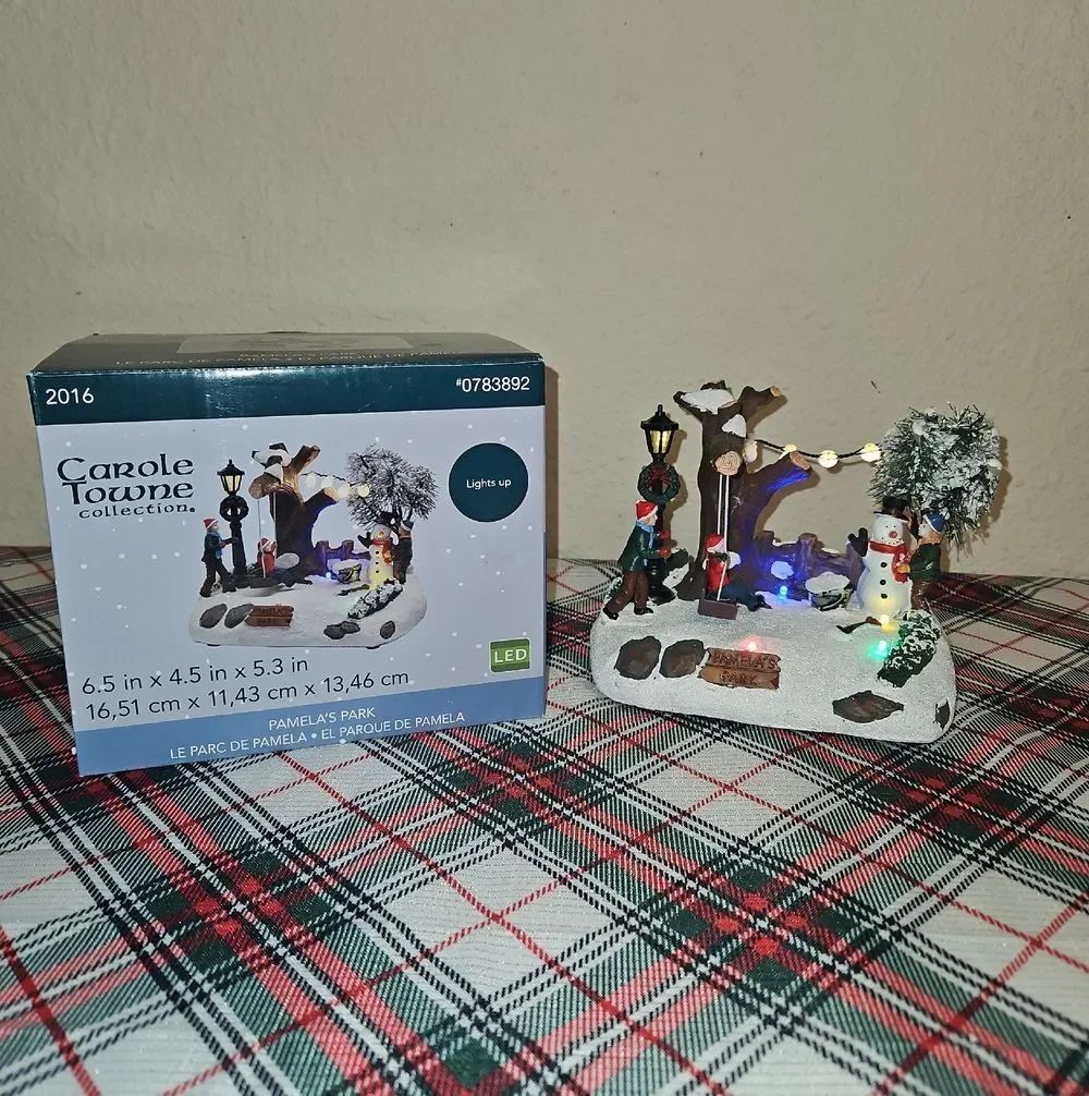 Carole Towne Pamela's Park LED Lighted Holiday Table Accent Decor